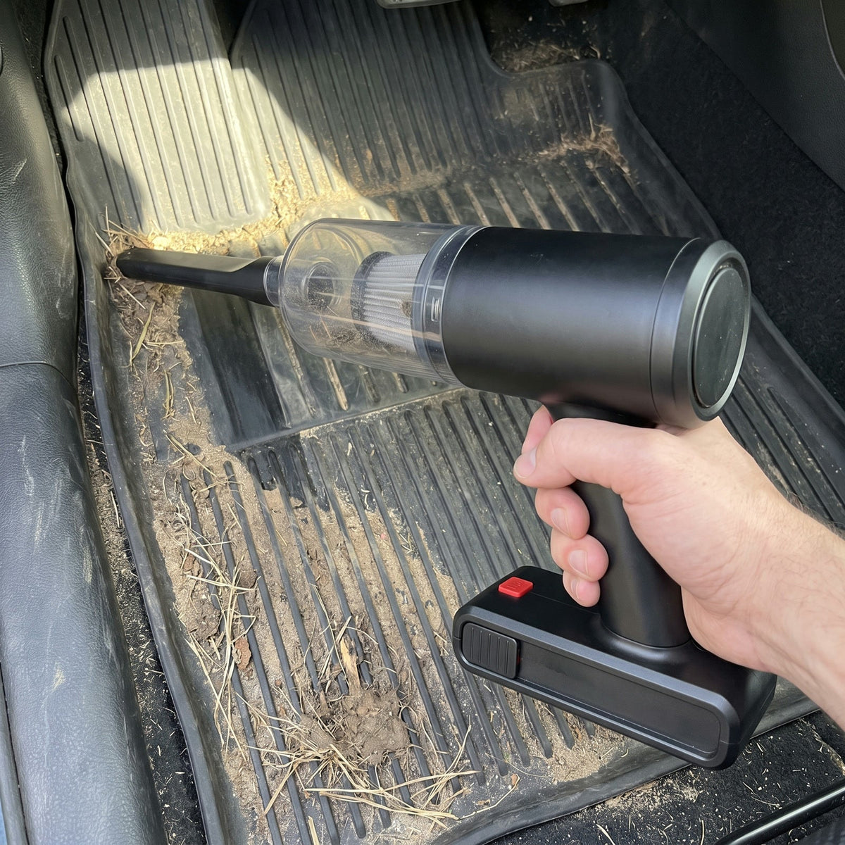 Aspirator auto fara fir DWNSHIFT curata covorasul masinii